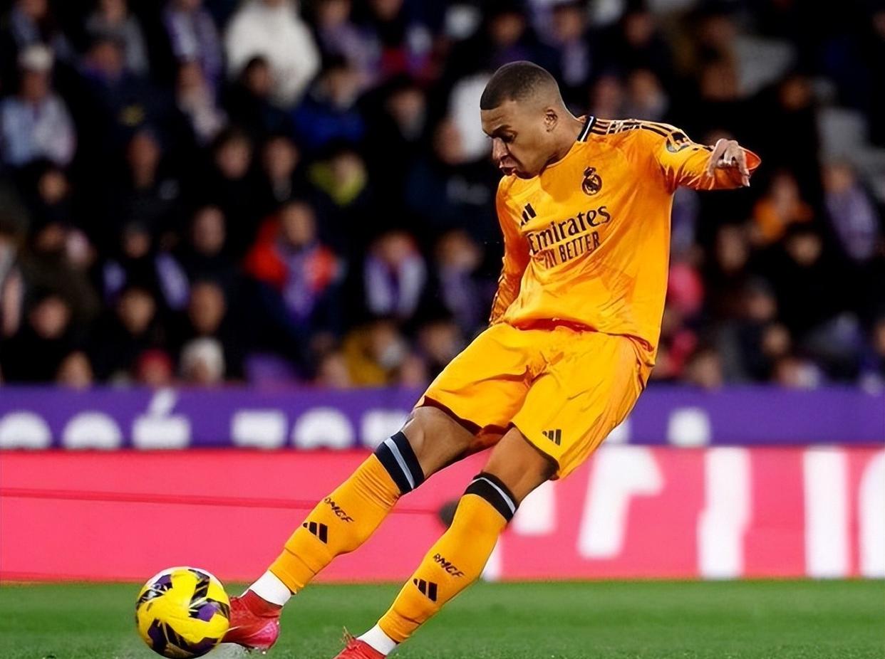 开云- 姆巴佩暗示离开巴黎出国踢球 被法国媒体喷出阴影 