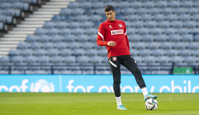 KAIYUN-关于莱万多夫斯基回归赛场，问鼎冠军首场状态亮眼，中国队观众沸腾！的信息