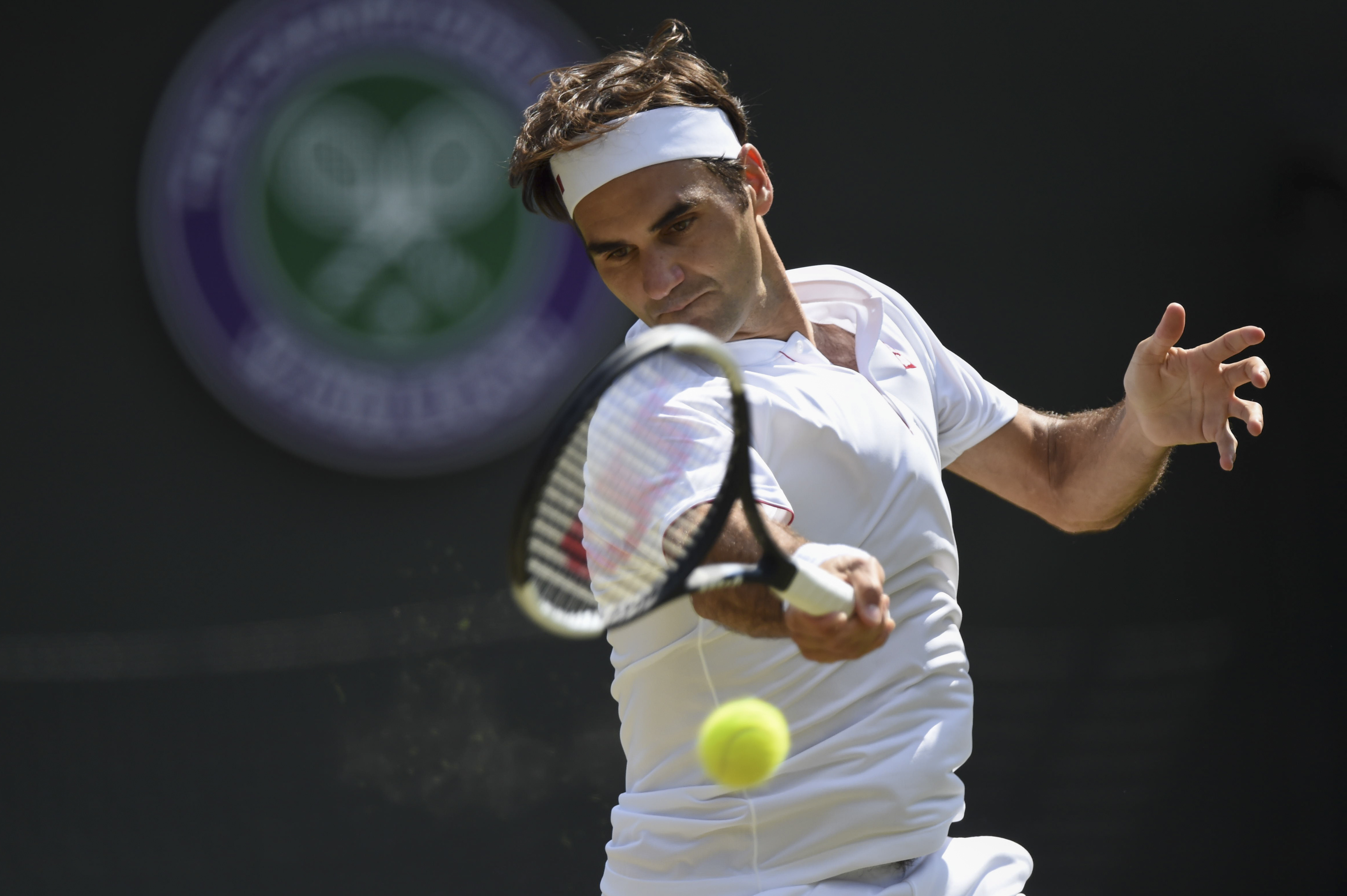 KAIYUN-包含费德勒在篮网比赛中回归赛场，势不可挡引发热议！的词条